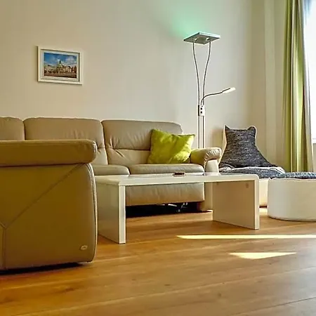 Yourhomewismar 4*