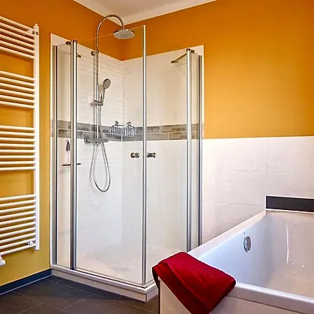 Hotell Yourhomewismar